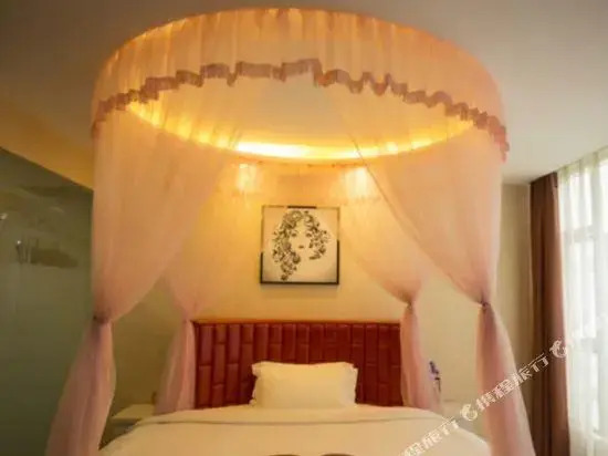 Yaxin Hotel