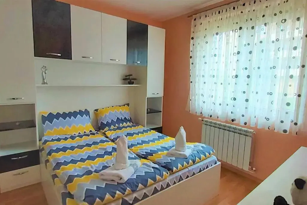 Mia's Apartment, Stylish One-Bedroom Apartment