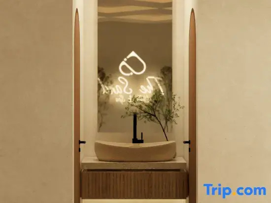 THE SAND Suites & Villas