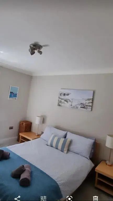 Sandown Seaside apartment First Floor