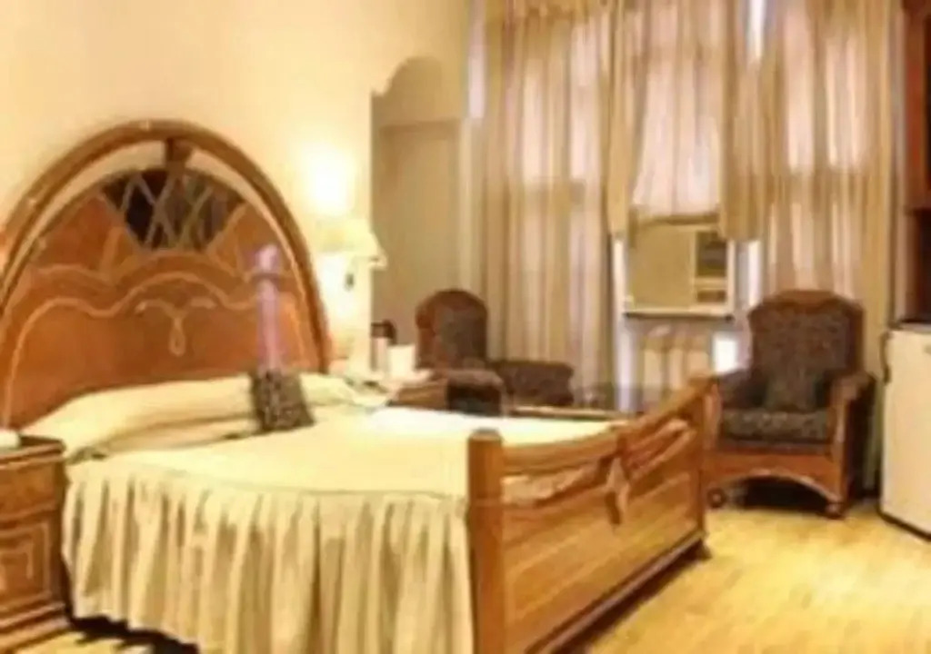 Hotel Rajmahal