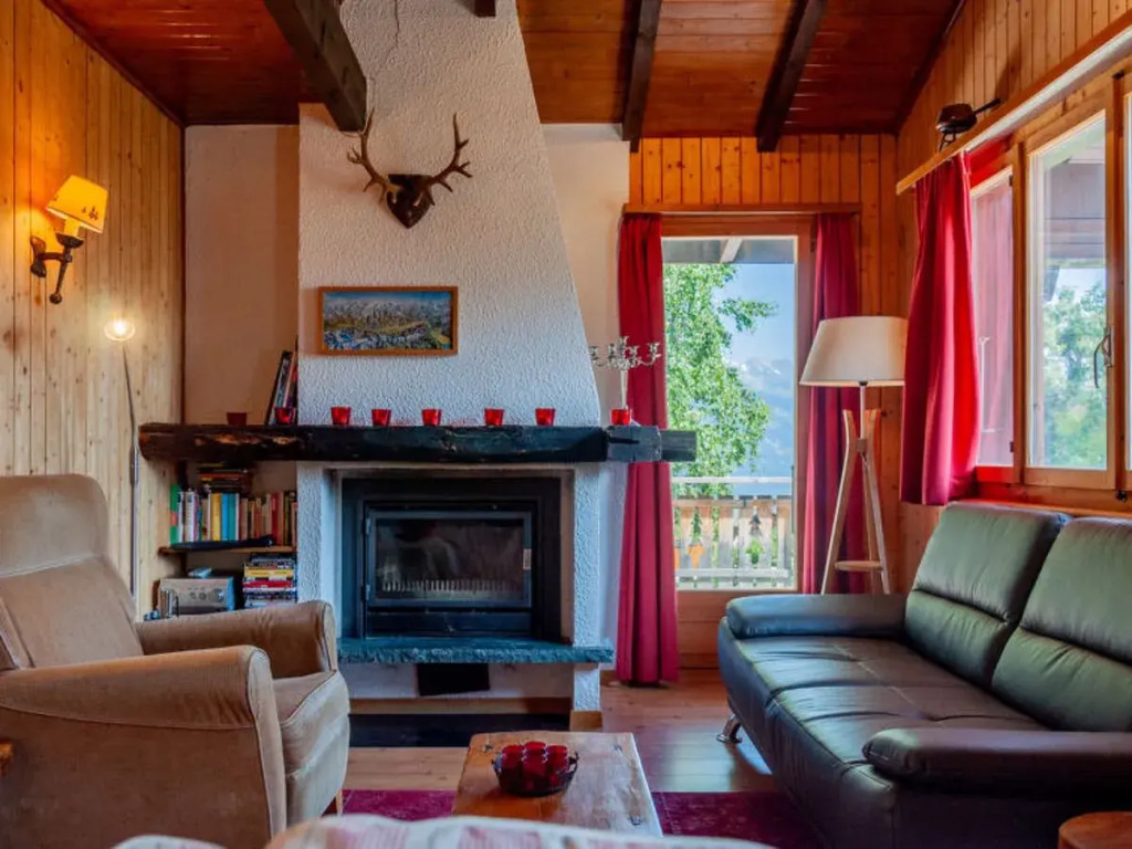 Chalet Le Hibou by Interhome
