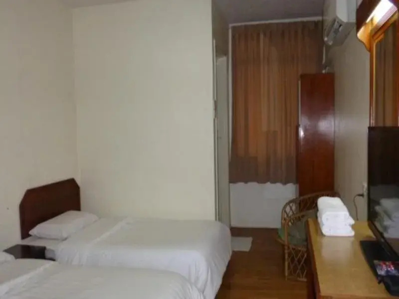 Hotel Merry