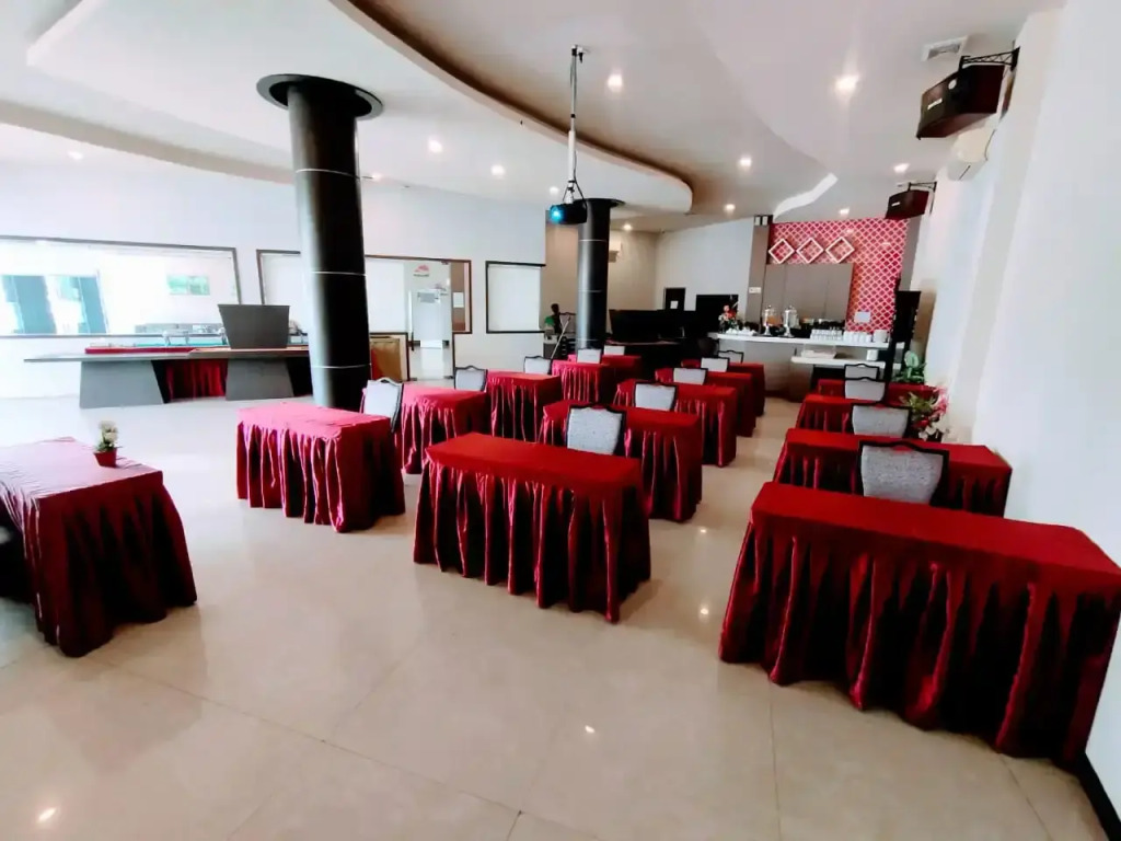 Os Hotel Tanjung Uncang Batam