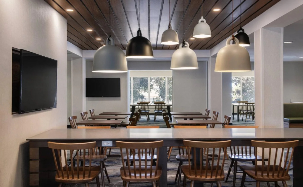 Fairfield Inn & Suites by Marriott Kelowna