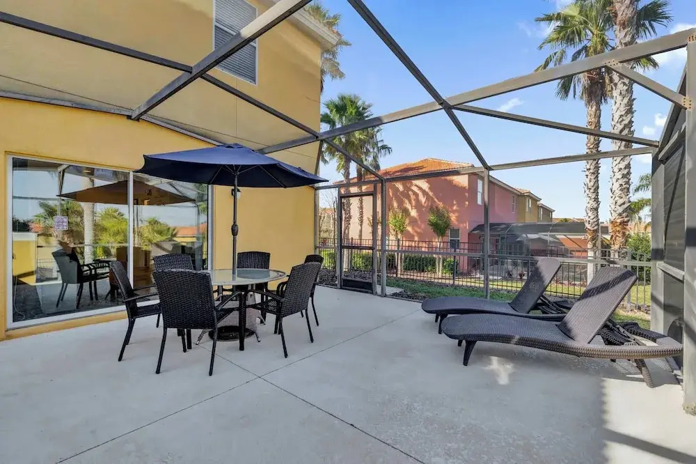 Upstay Spacious 3BR Home w/ Resort Clubhouse Pool