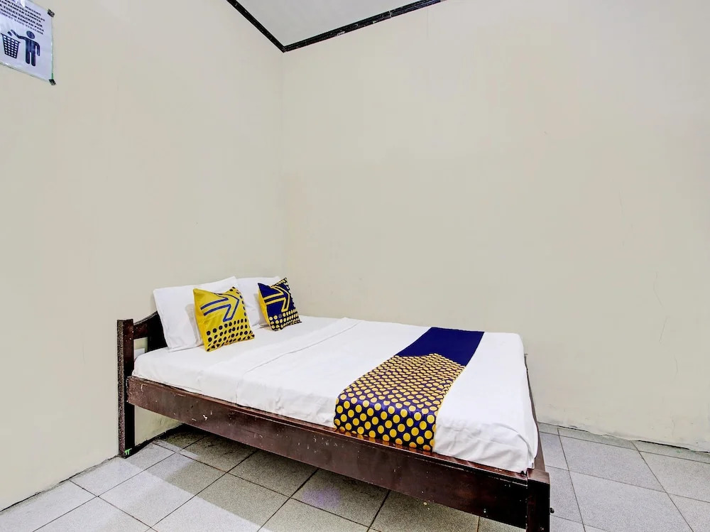 Hotel O Sari Laut