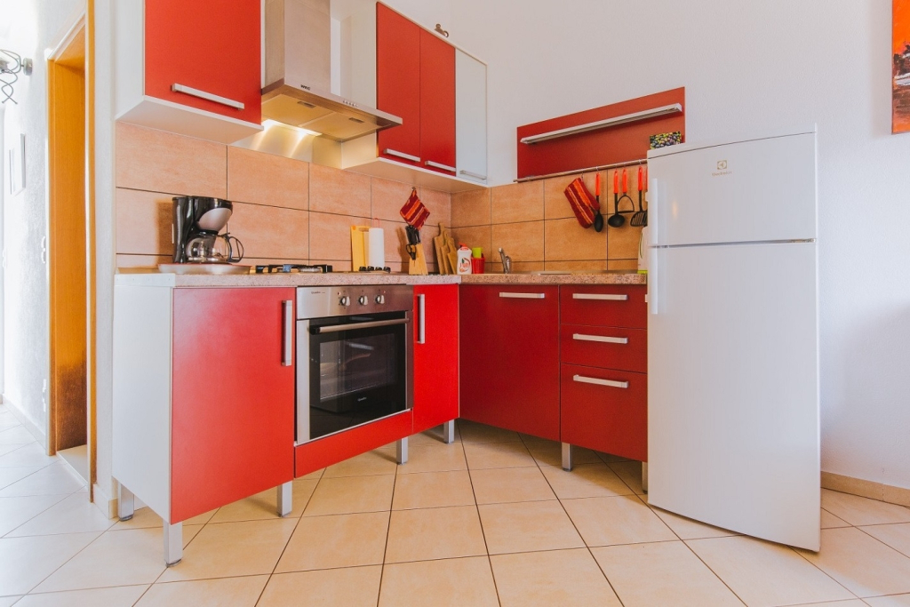 Apartment Mari - sea view apartments: A4 Red Nemira, Riviera Omis