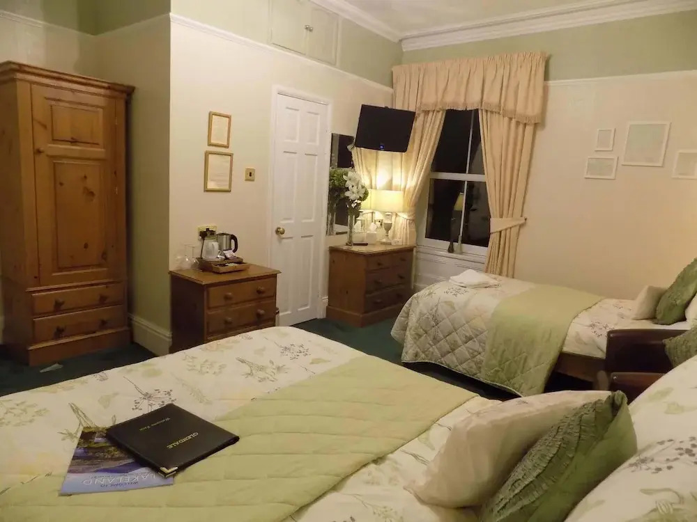Glendale Guest House