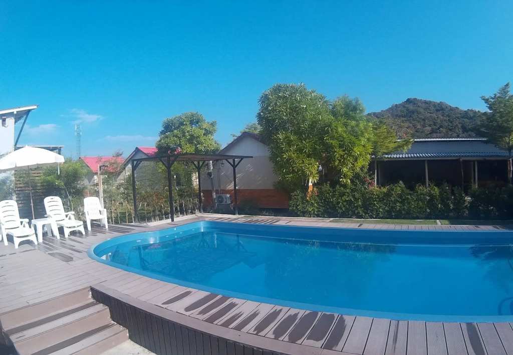 Phi Phi Little Star Resort