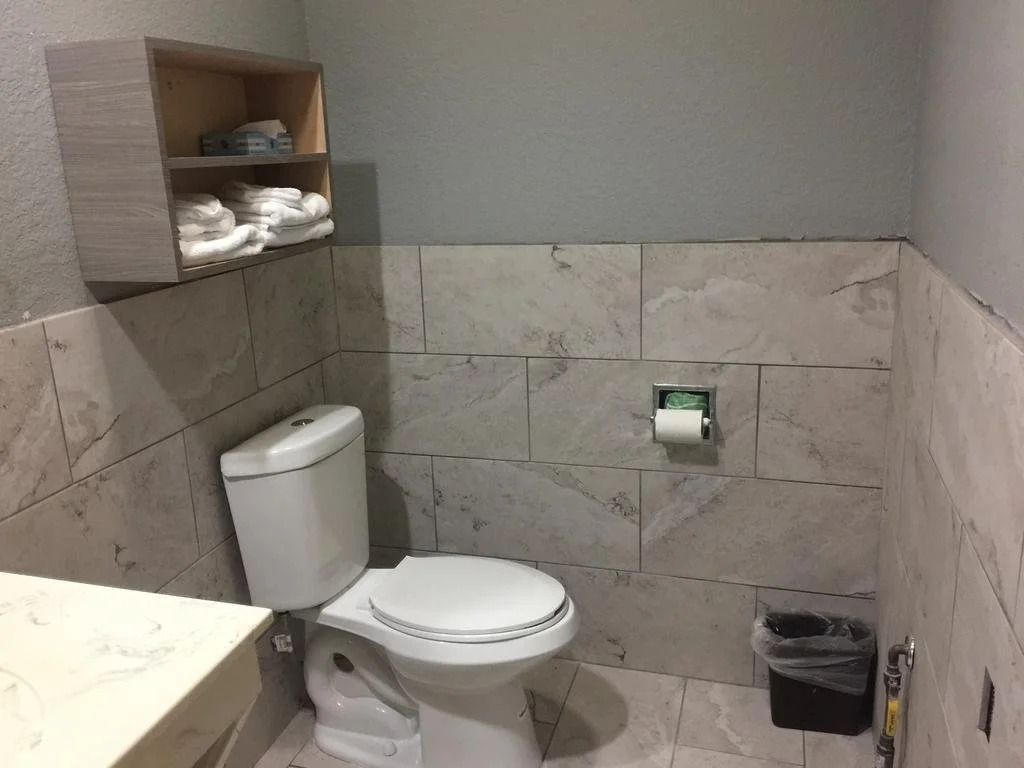 Island Suites Hobby Airport