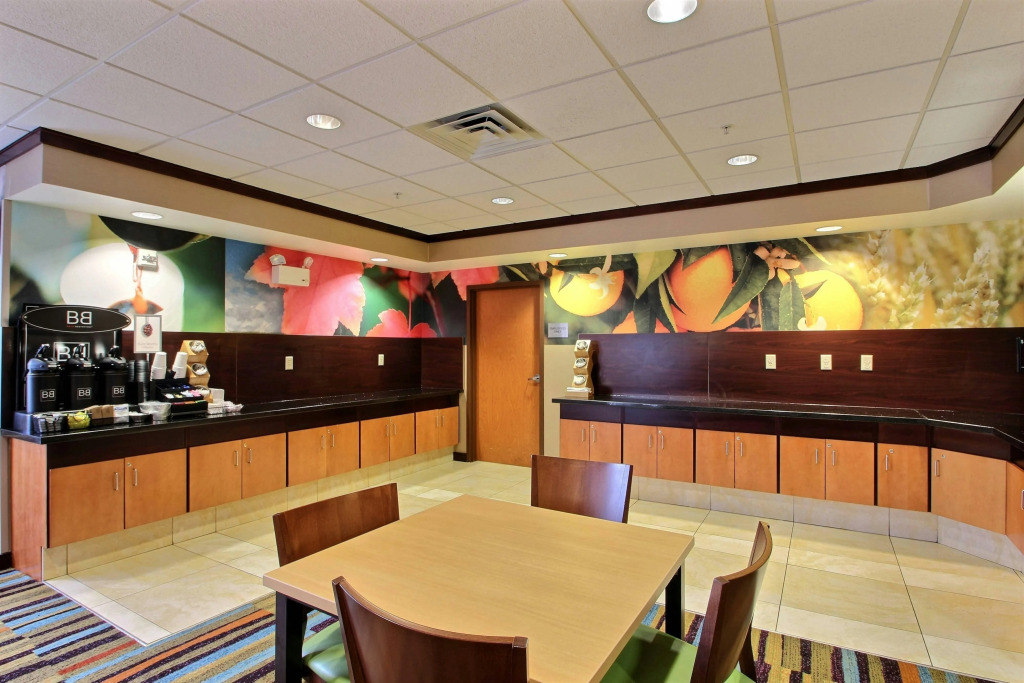 Fairfield Inn & Suites by Marriott Milwaukee Airport