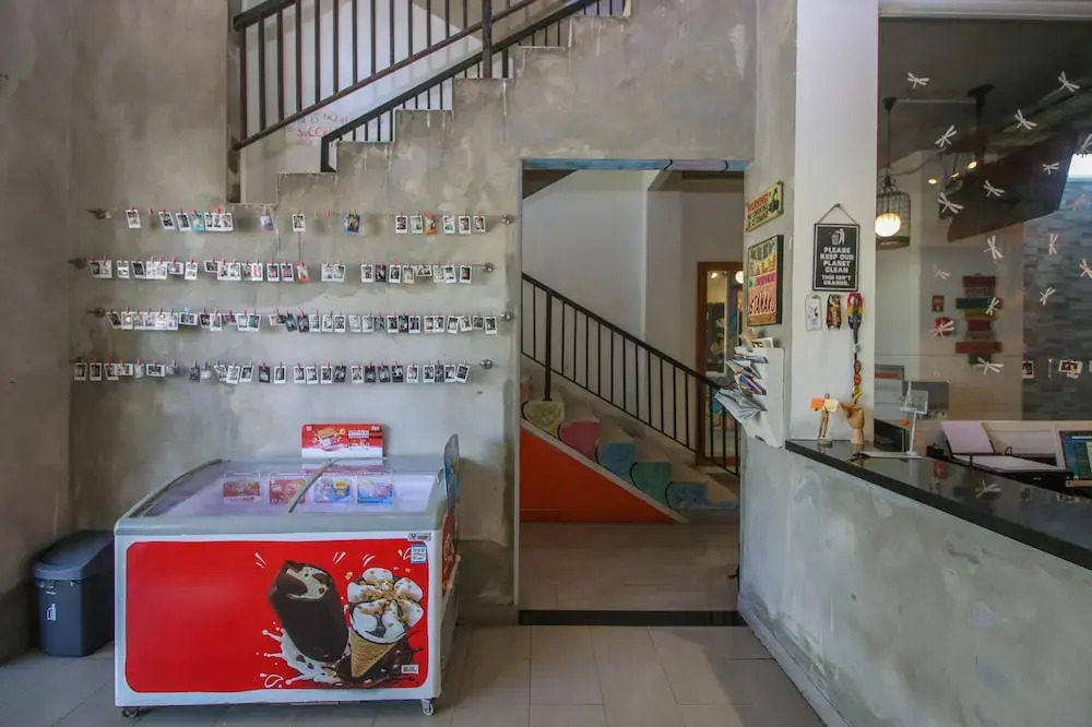 Airy Wenang Maleosan WR Supratman 7 Manado