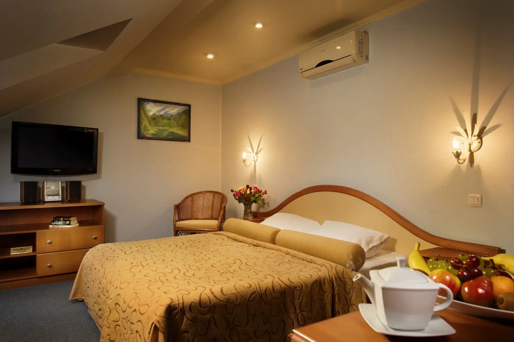 Hotel Ambassador