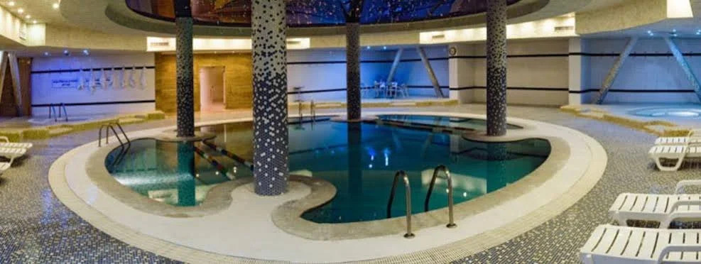 Chamran Grand Hotel