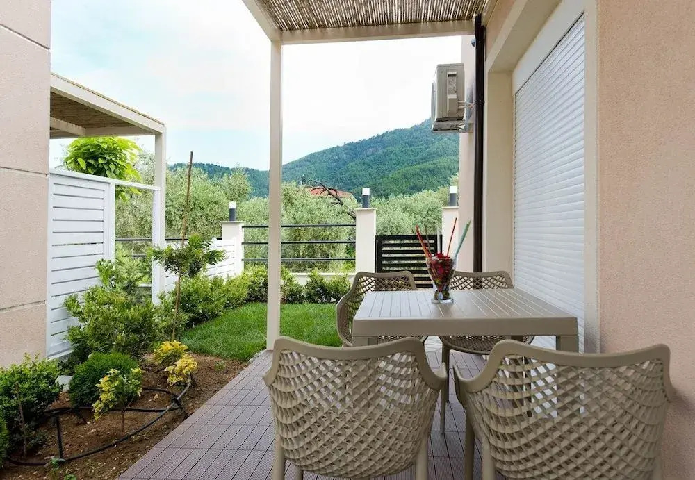 Votsalo Suites