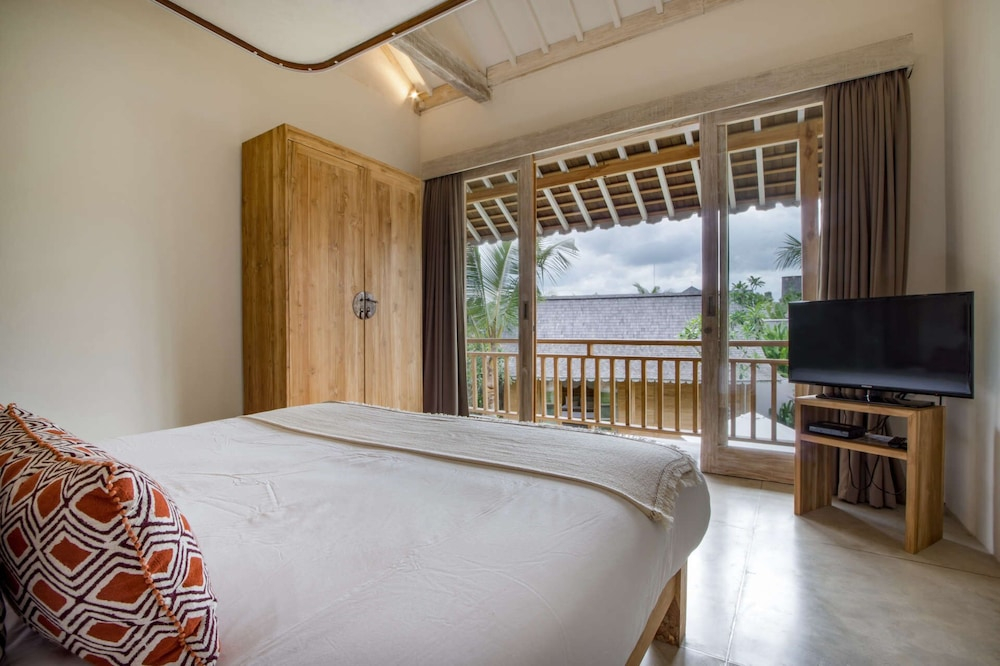 Luxury 5 Bedroom Villa With Private Pool, Bali Villa 2022
