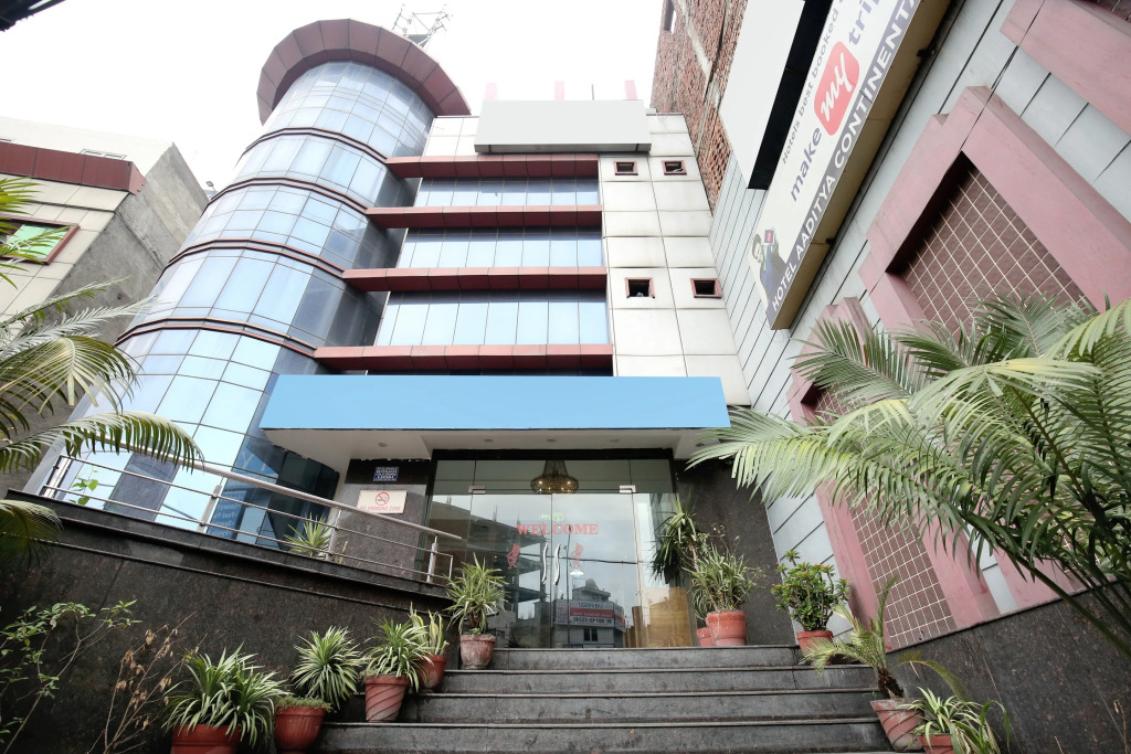 Hotel Aaditya Majha Continental