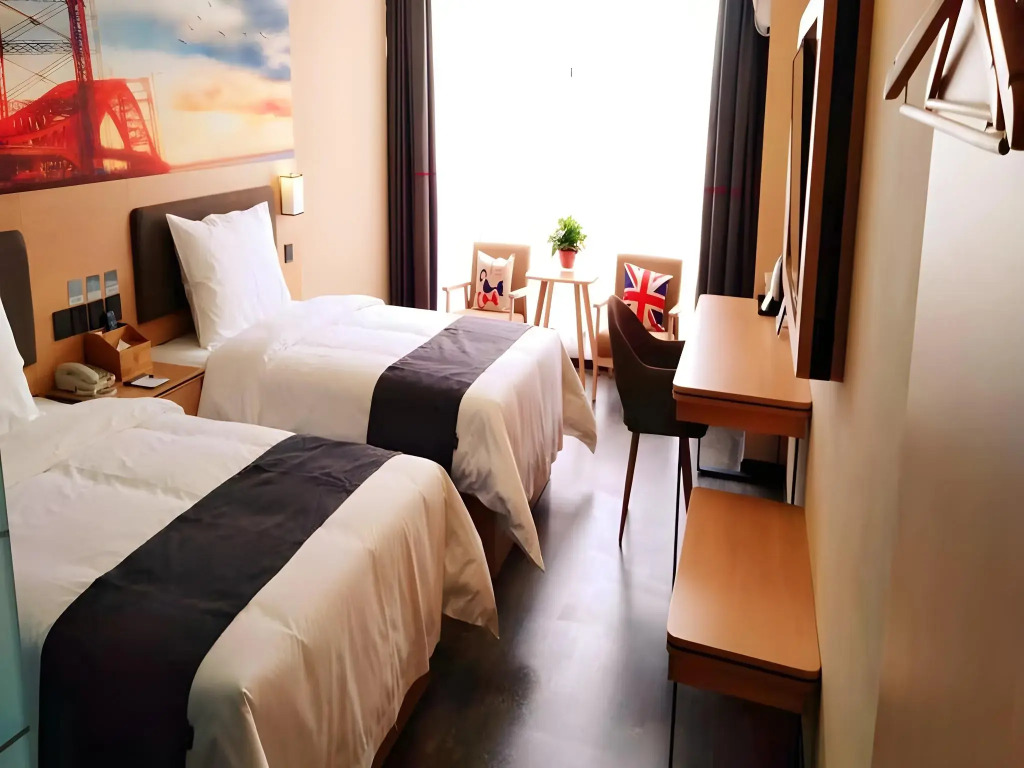 Thank Inn Plus Hotel Henan Kaifeng Tongxu county Renmin Road