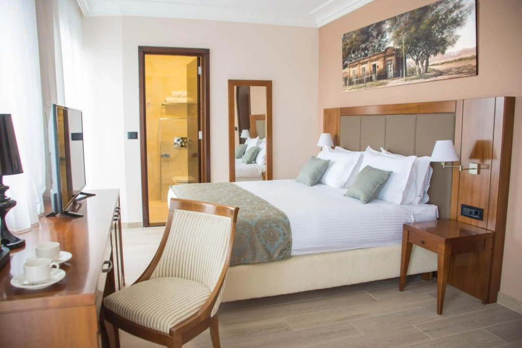 Xenon Hotel & SPA