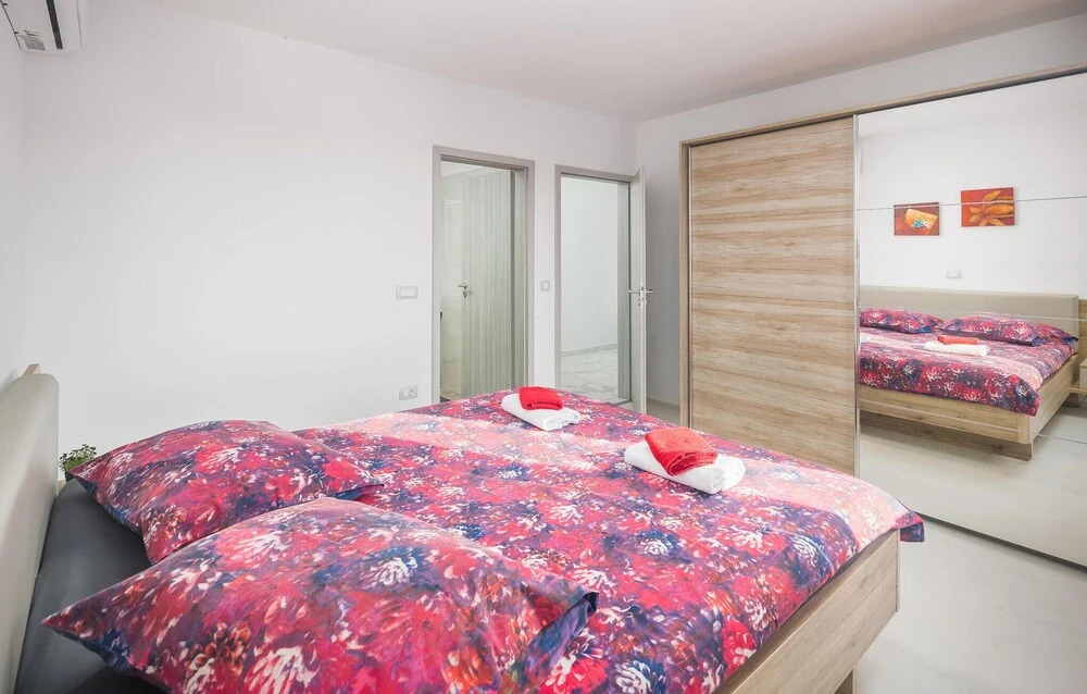 Stunning Home In Pula