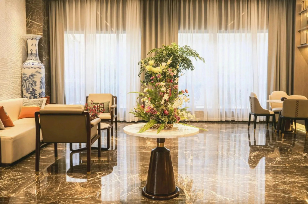 GreenTree Eastern Hotel