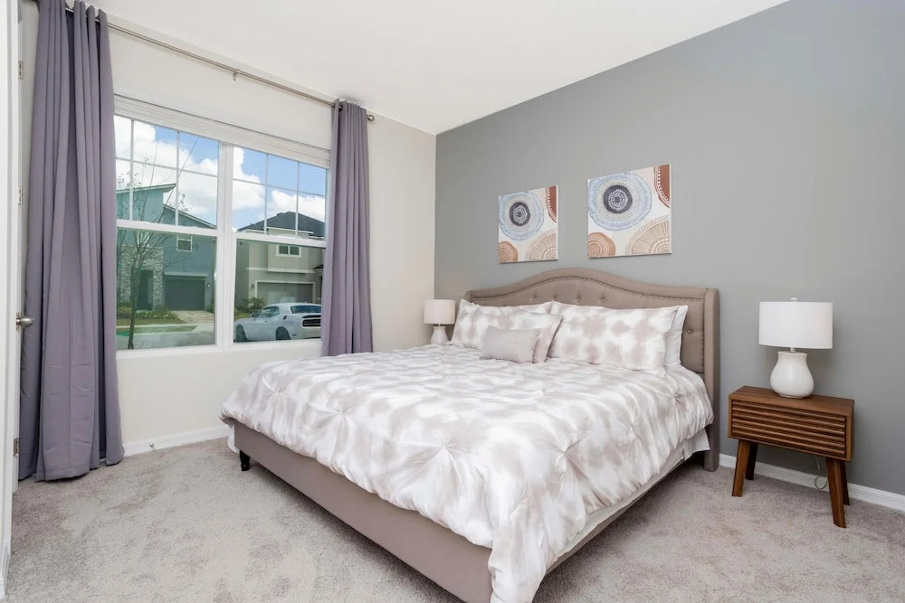 2182 FMP - 4BR Luxury Townhome Pool Disney