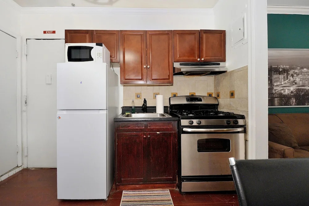 Charming 2BR Apartment Near Times Square