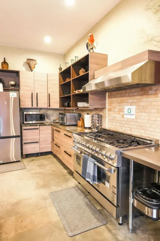 Bamboo Loft 6BR