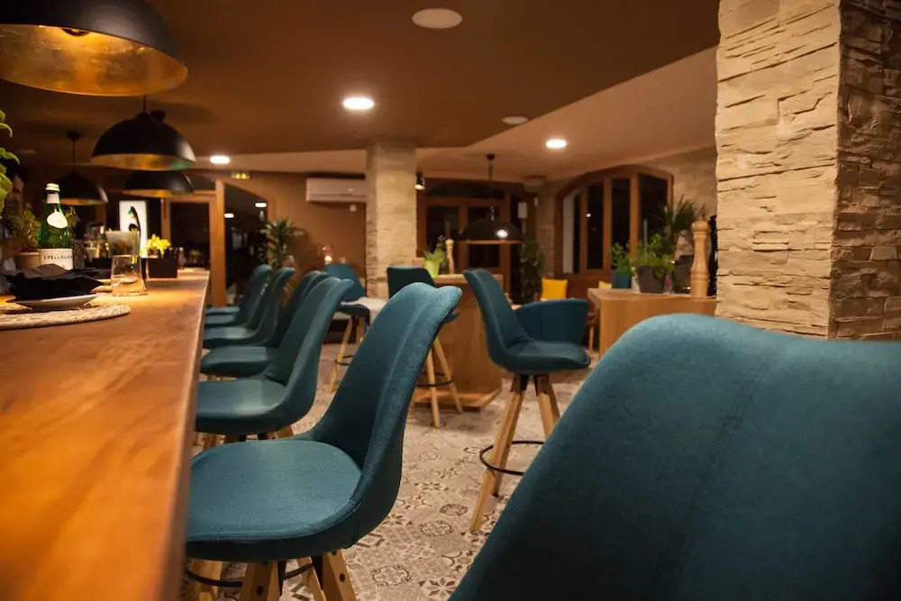 Orange Colom - Seaside Apartments