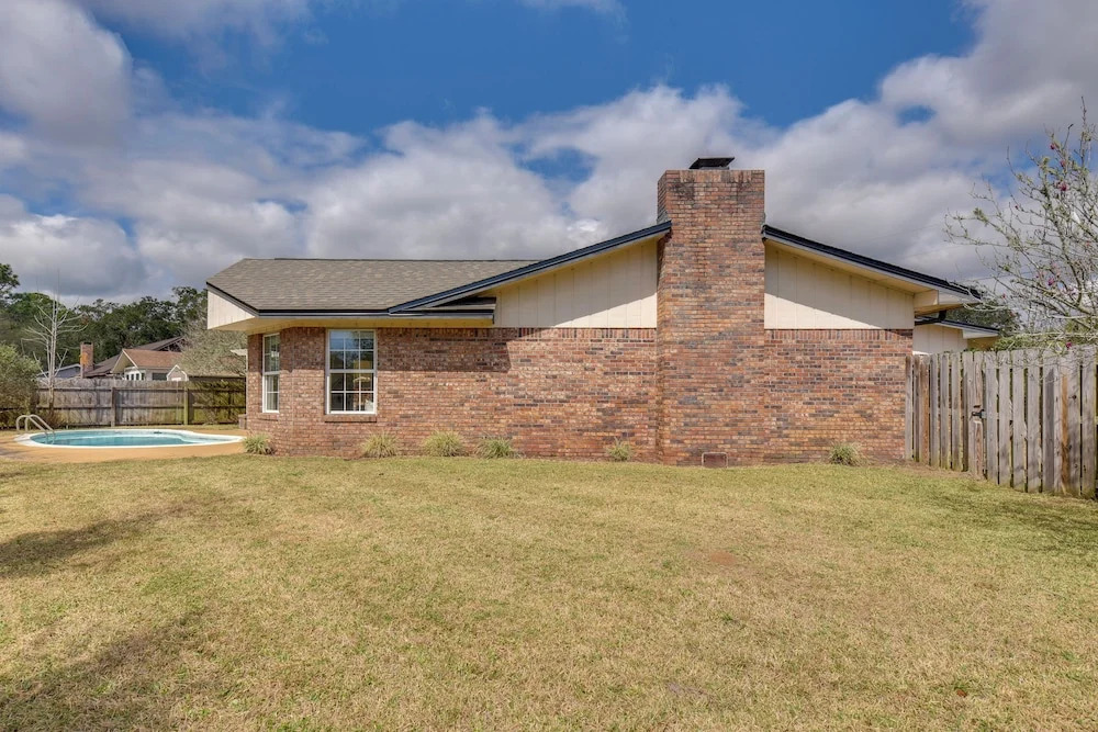 4 Mi to Garniers Beach Park: Home w/ Private Pool!