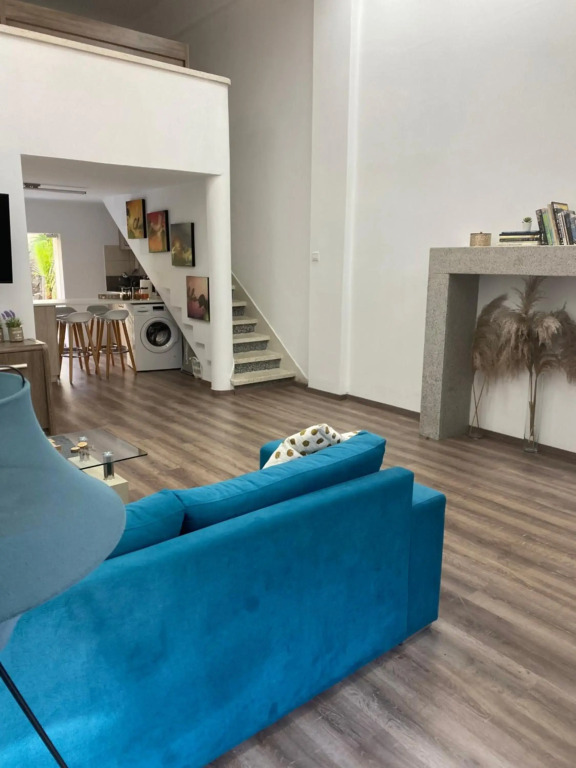 Modern City Center Appartment