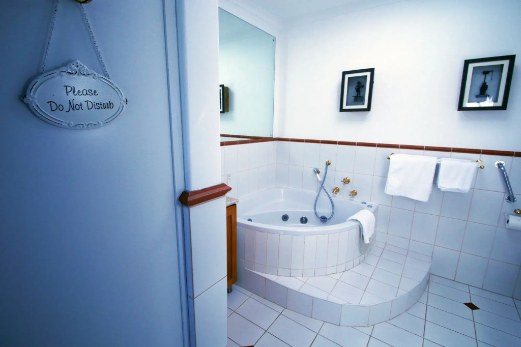Paradiso Guesthouse & Self-catering Cottage