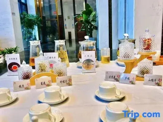 Rose Hotel (Nanyang Zhangheng Avenue Municipal Government Store)