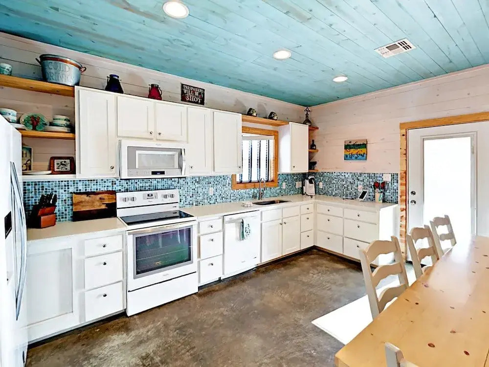 New Home w Pool Walk to Beach by RedAwning