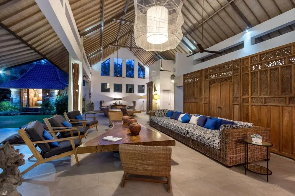 Bali Villa Near the Beach, 2056