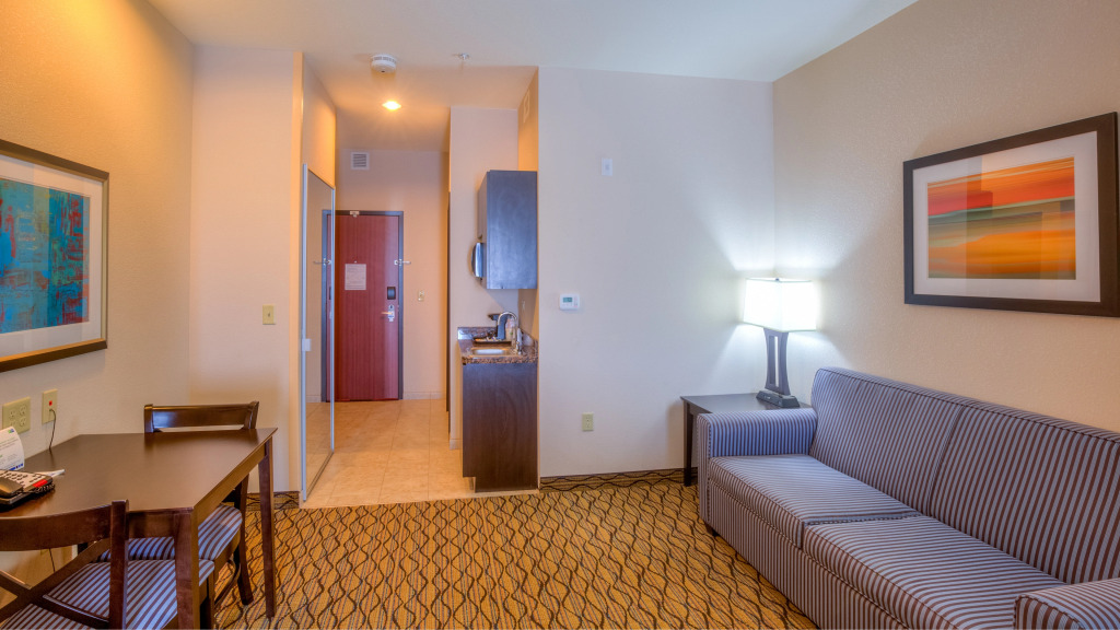 Holiday Inn Express Hotel and Suites Elk City by IHG