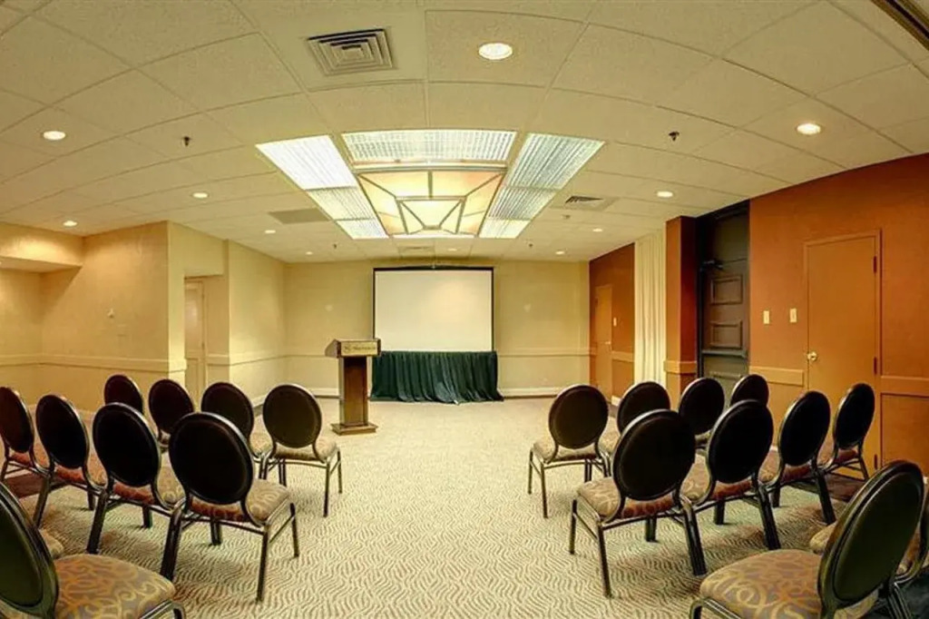 Sheraton Charlotte Airport