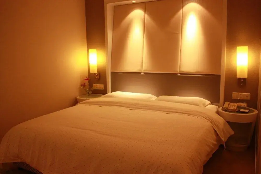 Best Century Hotel
