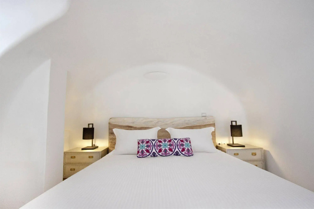 Allure Suites