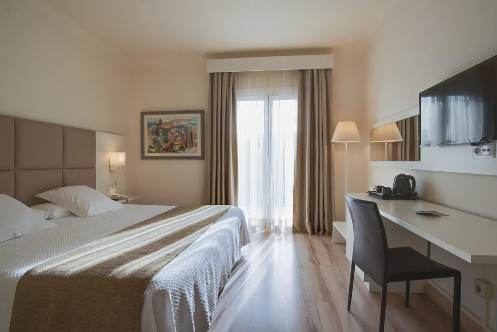 Hotel Pirineos Figueres by Pierre & Vacances