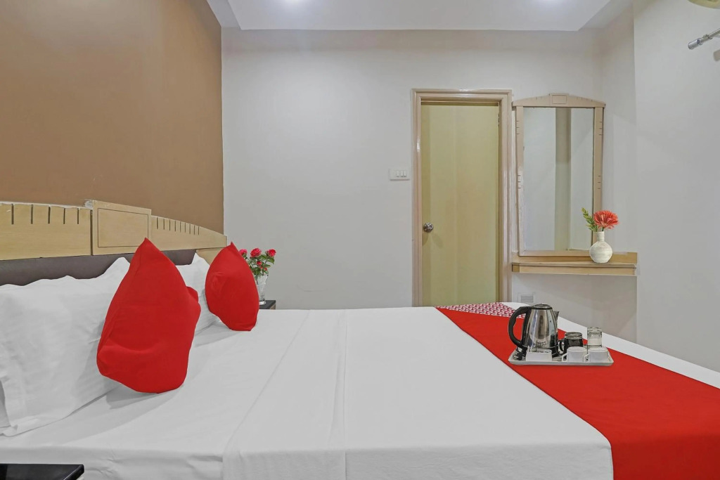 OYO 88286 Hotel Padmini