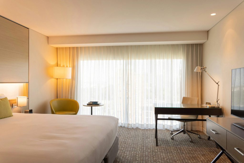 Point Hotel
