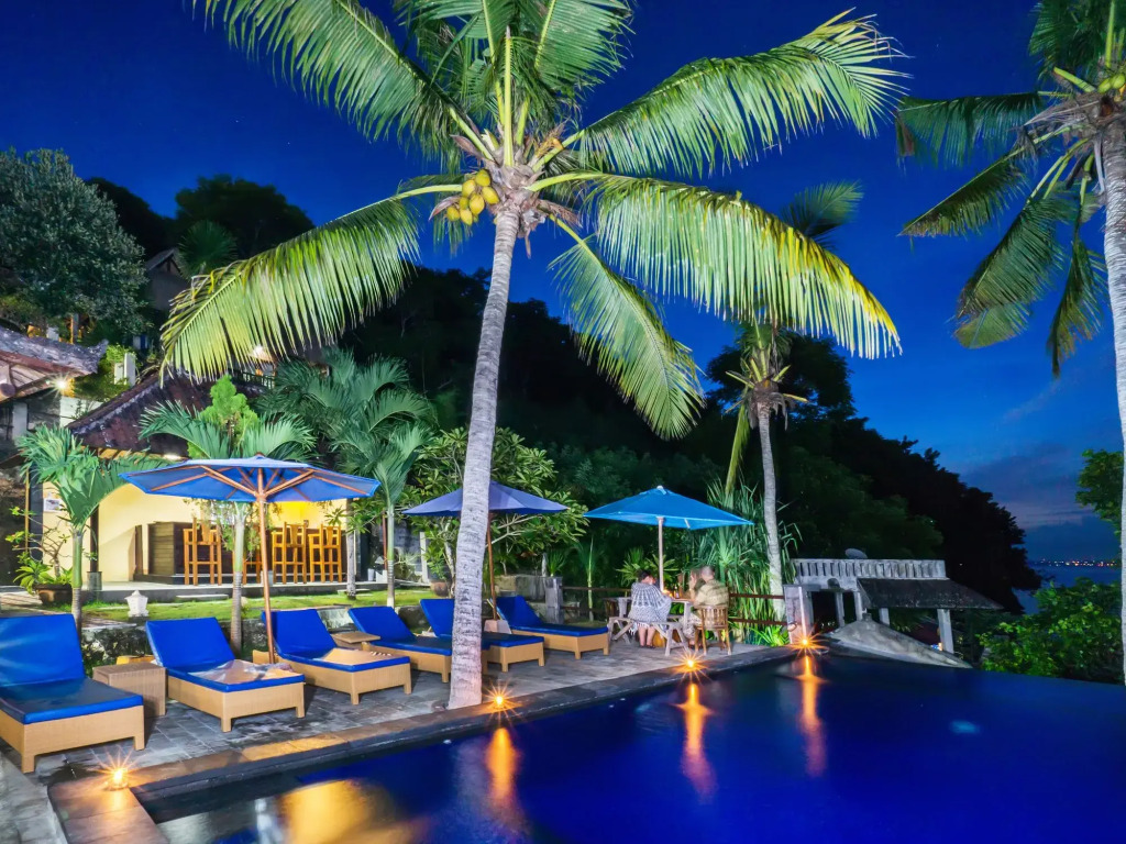 Song Lambung Beach Huts