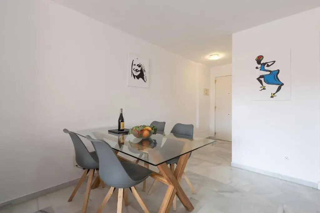 Apartment 925
