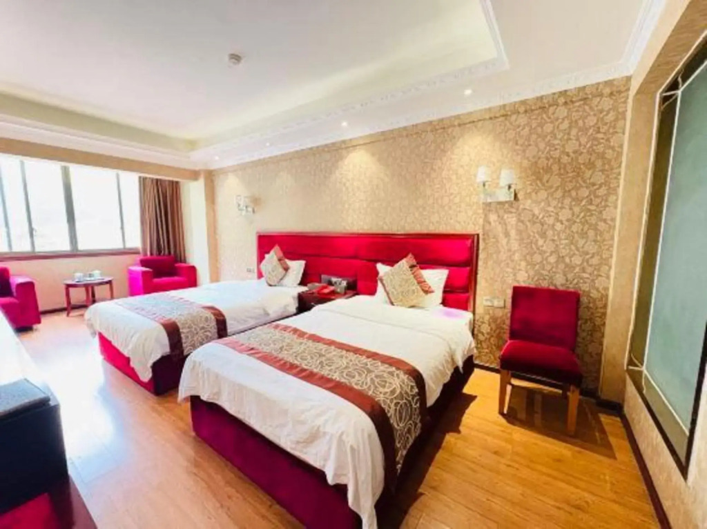 Hongyan Business Hotel