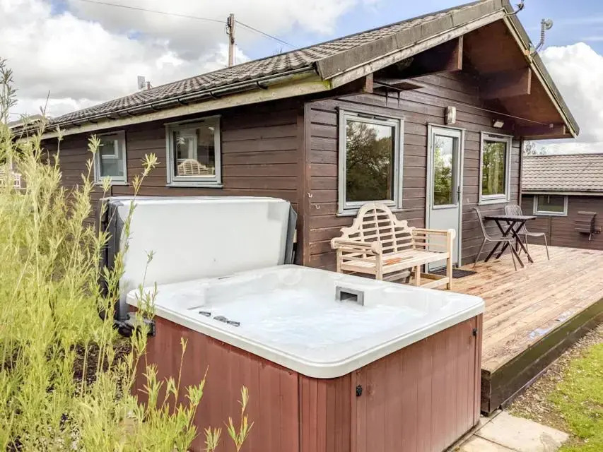 Avallon Lodges