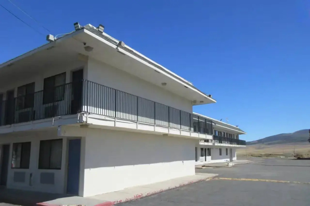 Motel 6 Wells