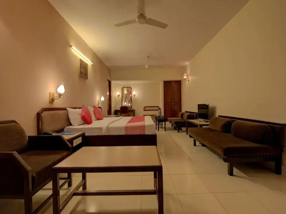 Capital O 1864 Hotel Yuvraj