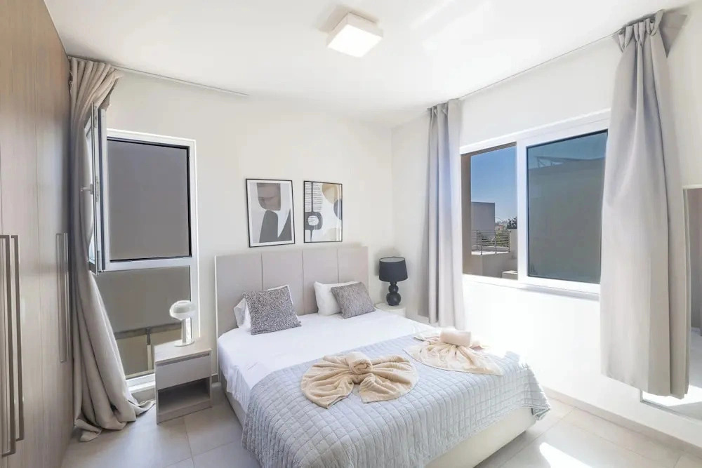 4 Bed Villa With Private Pool - Brand new